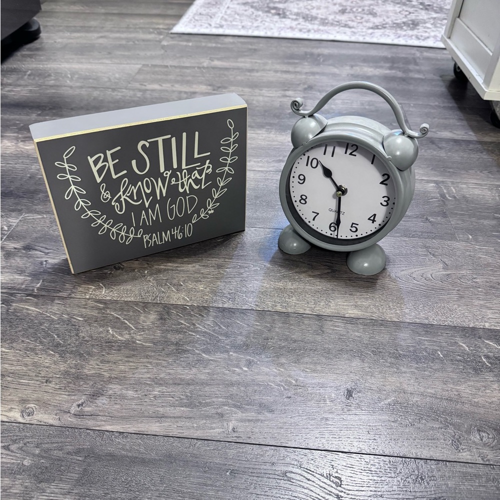 Set‎ of 2 Home Decorative Items